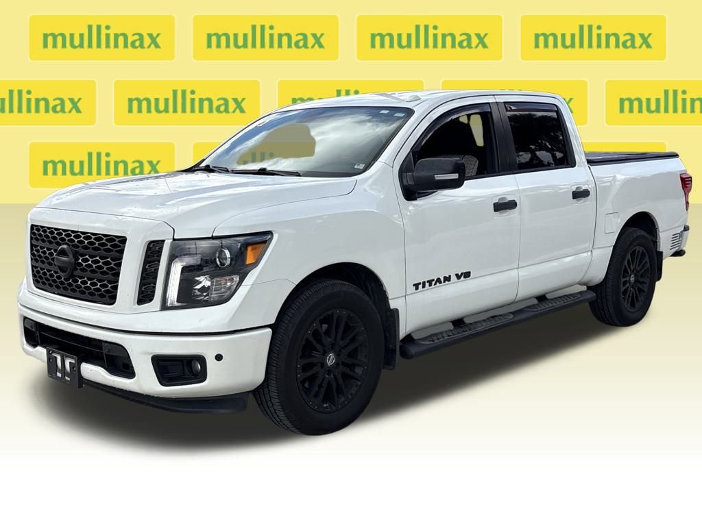Used 2018 Nissan Titan SV w/ SV Convenience Package image 13