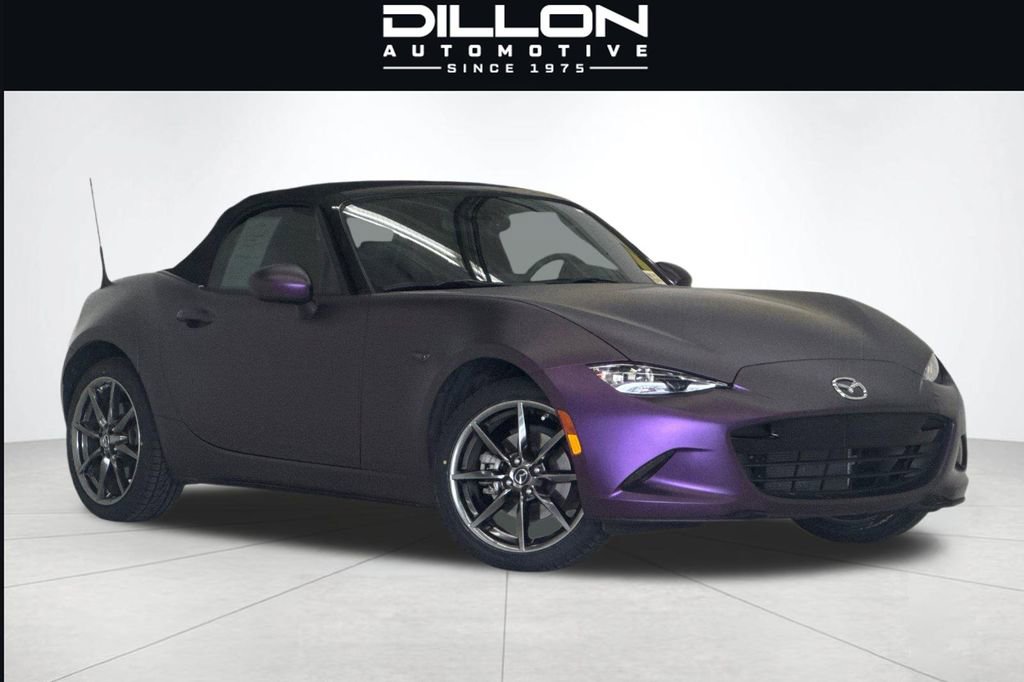 Used 2019 MAZDA MX-5 Miata Grand Touring w/ GT-S Package RWD image 10