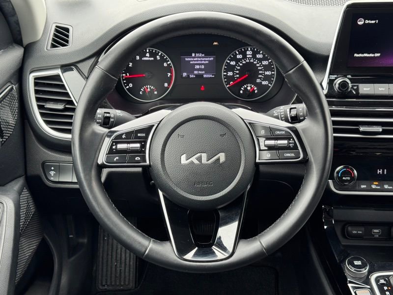Used 2022 Kia Seltos EX image 13