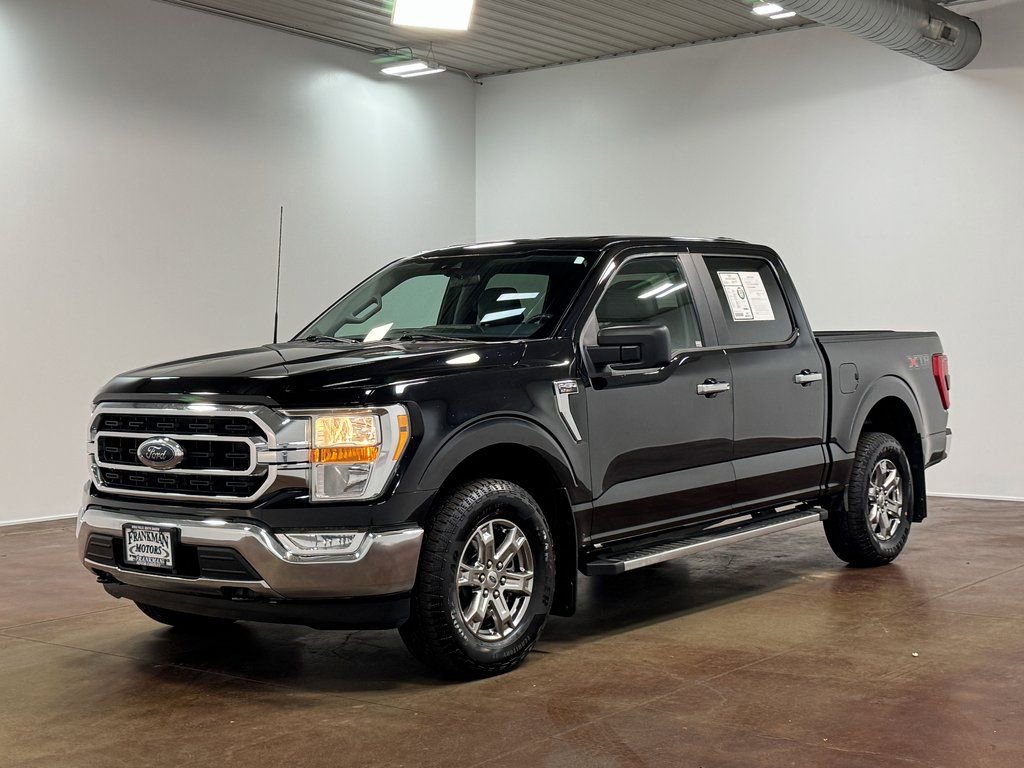 Used 2023 Ford F150 XLT w/ XTR Package image 29