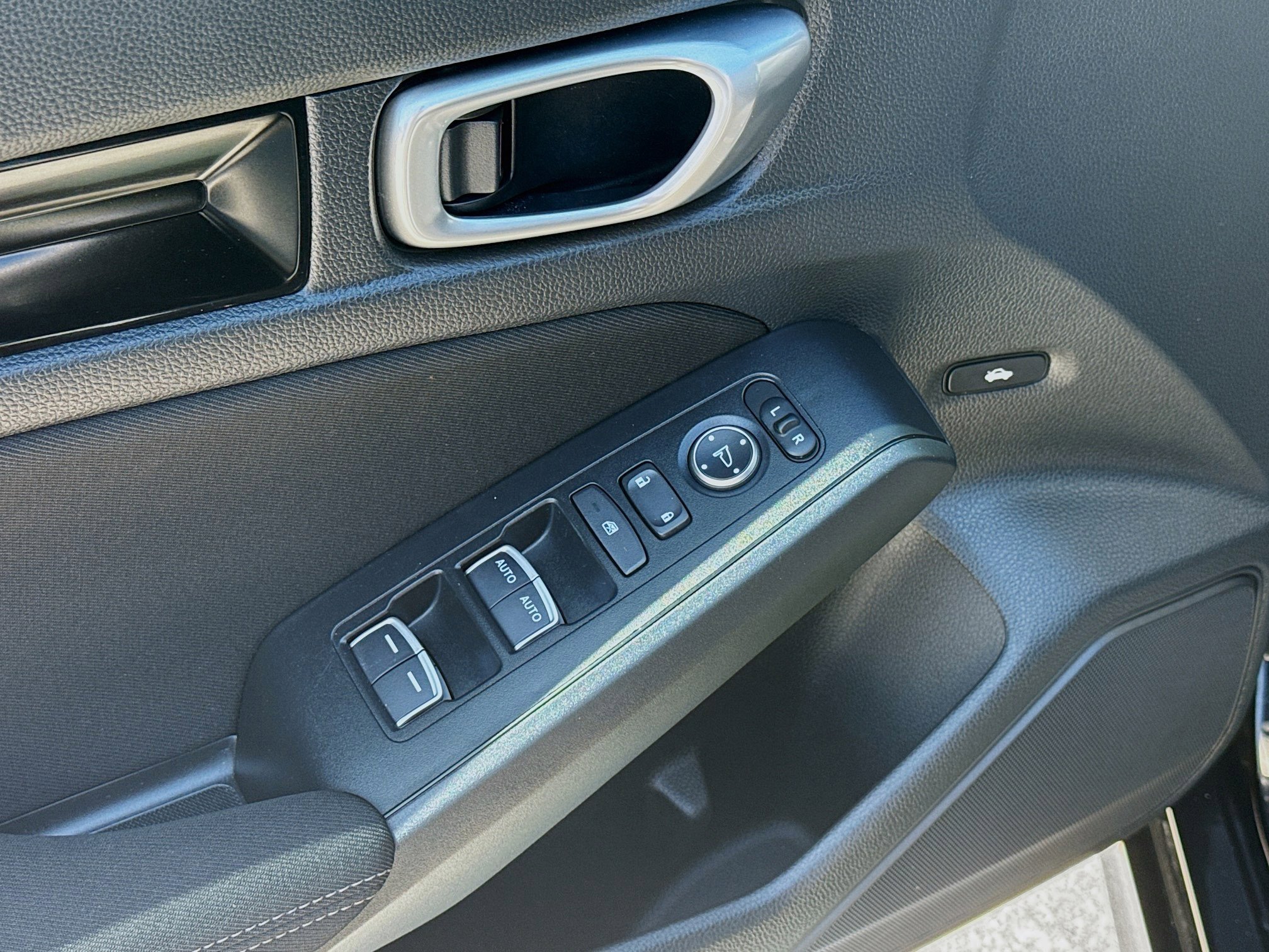 Used 2024 Honda Civic EX image 16