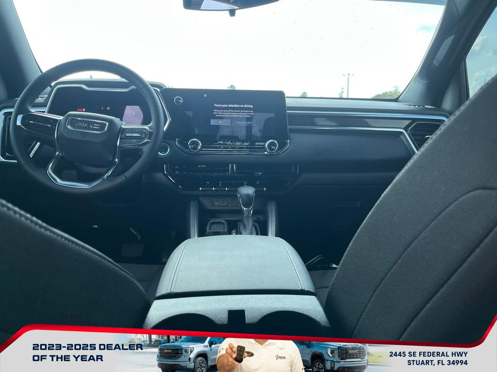 Used 2025 GMC Canyon Elevation image 15