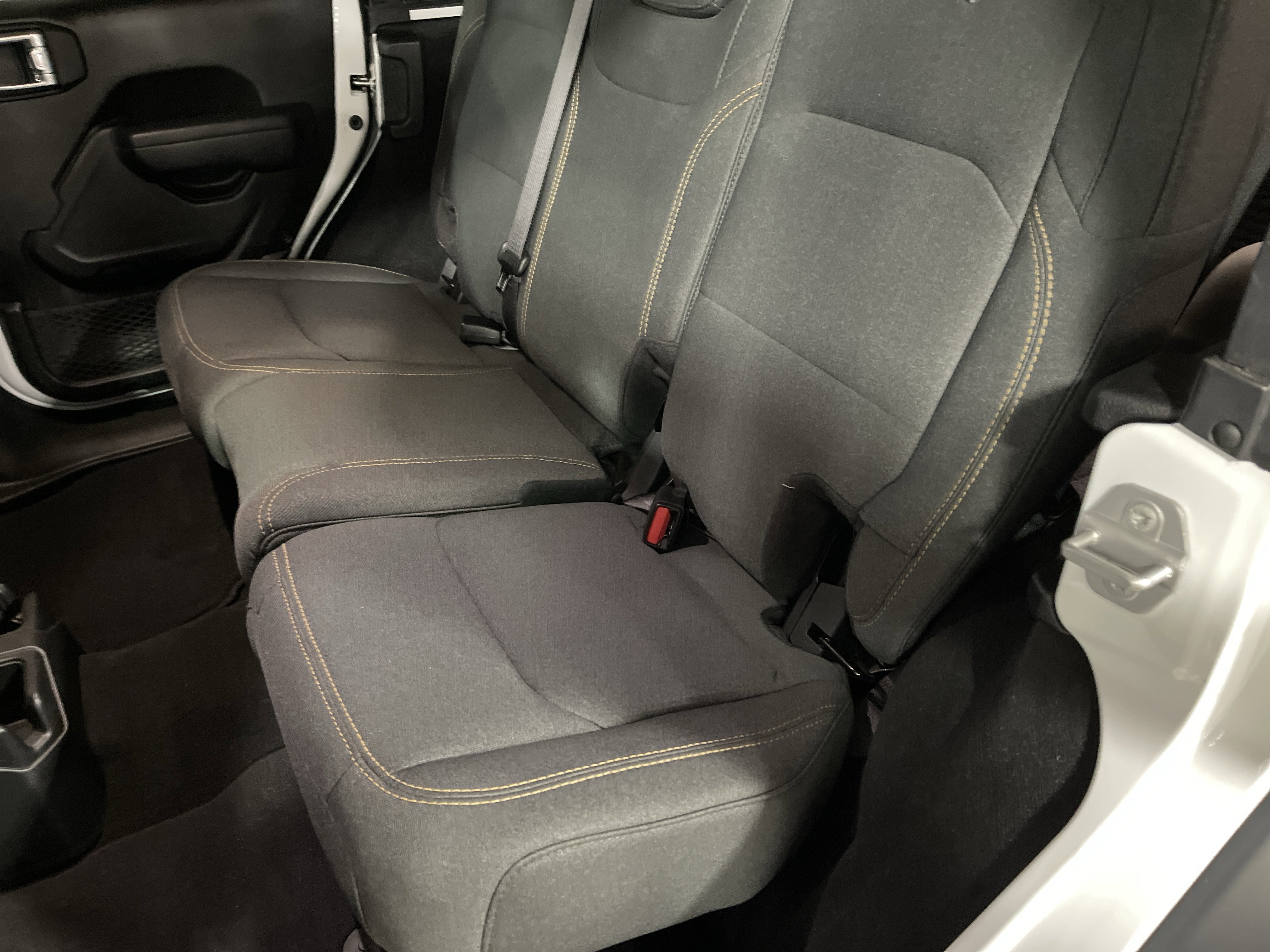 Used 2024 Jeep Wrangler Sport S image 10