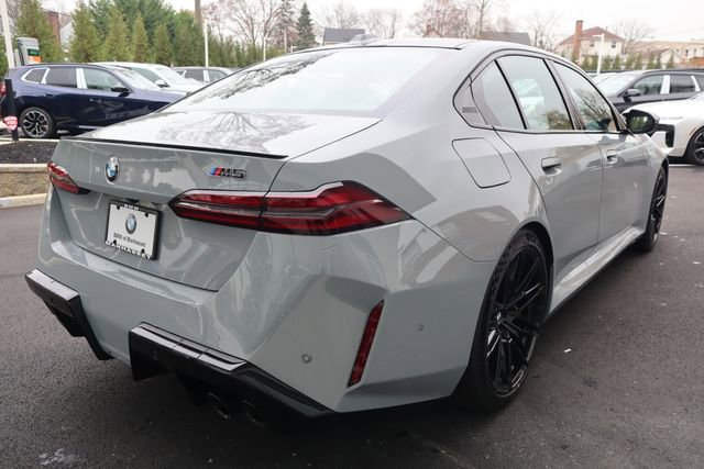 New 2026 BMW M5 w/ Executive Package image 5