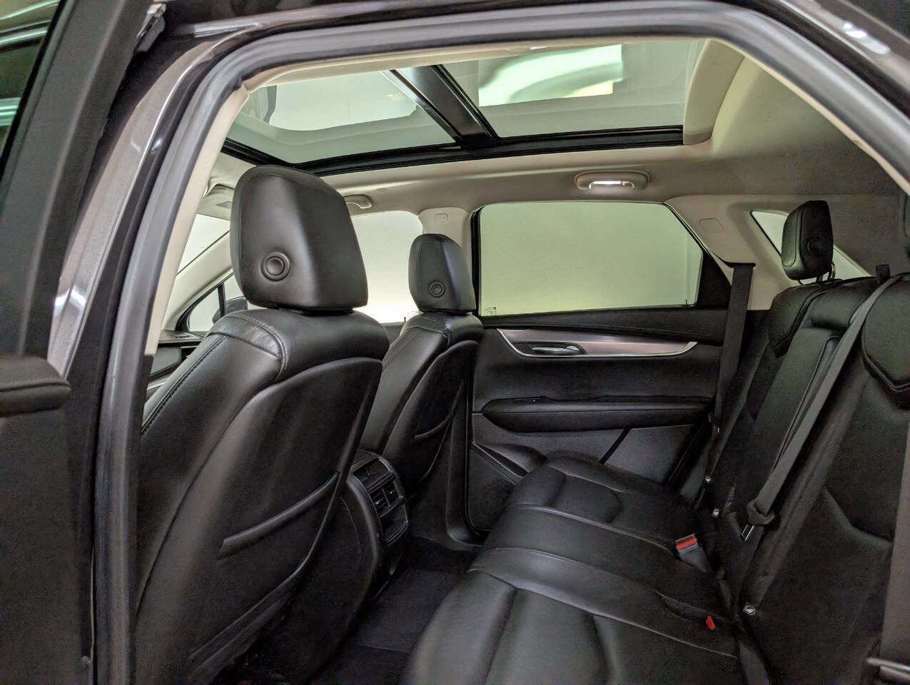 Used 2018 Cadillac XT5 Luxury AWD/4WD image 15