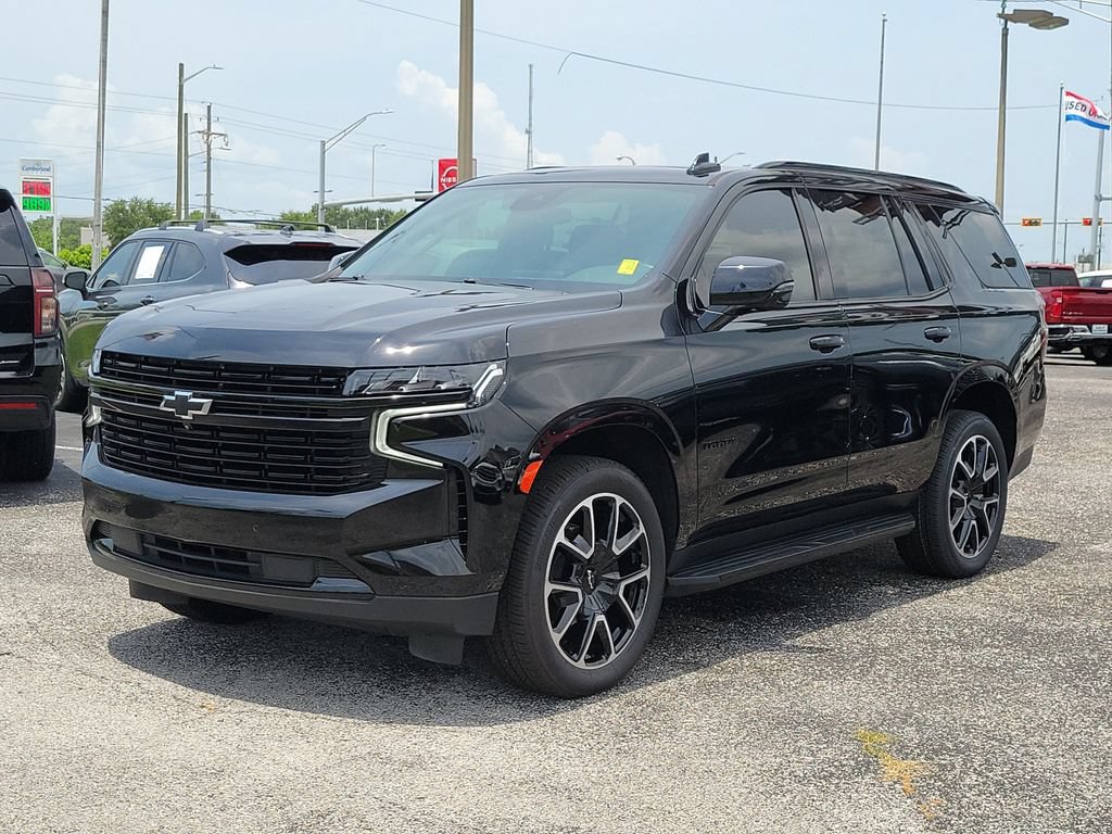 Used 2023 Chevrolet Tahoe RST w/ Luxury Package AWD/4WD image 2