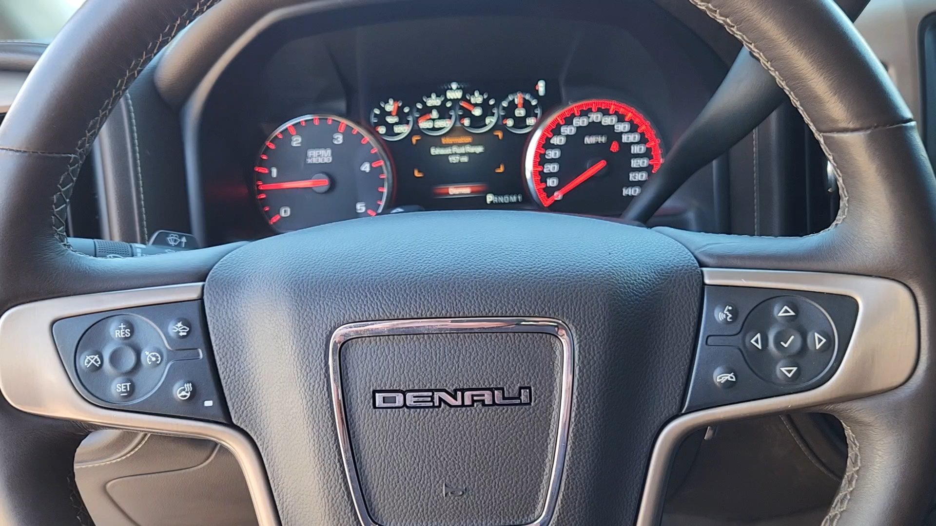 Used 2015 GMC Sierra 2500 Denali w/ Duramax Plus Package AWD/4WD image 34