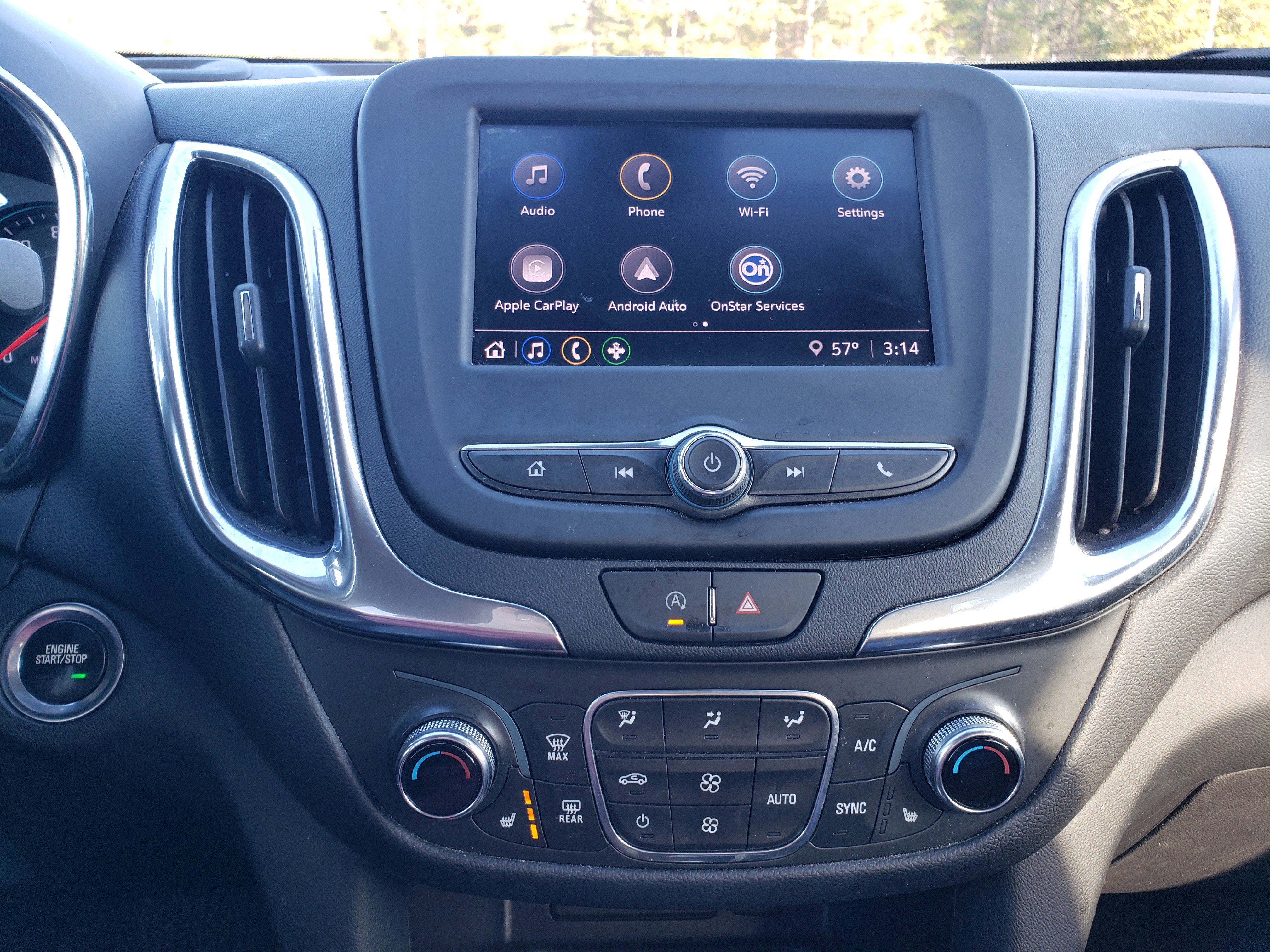 New 2022 Chevrolet Equinox LT w/ Driver Convenience Package image 22