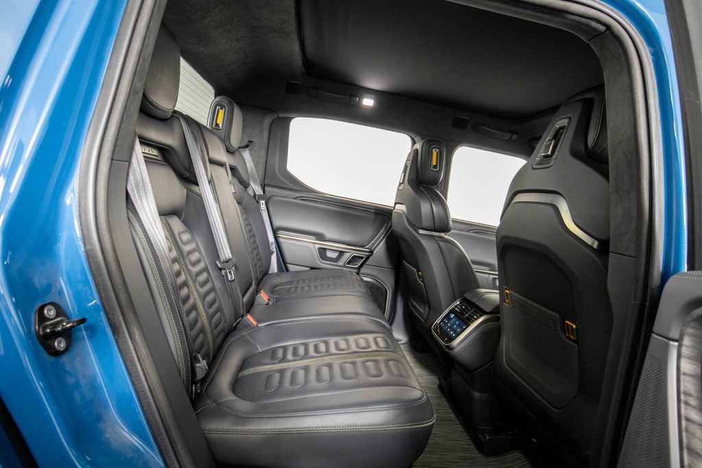 Used 2022 Rivian R1T Adventure AWD/4WD image 14