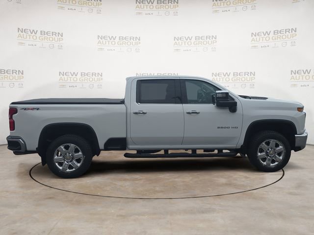 Used 2022 Chevrolet Silverado 2500 LTZ w/ LTZ Premium Package image 6