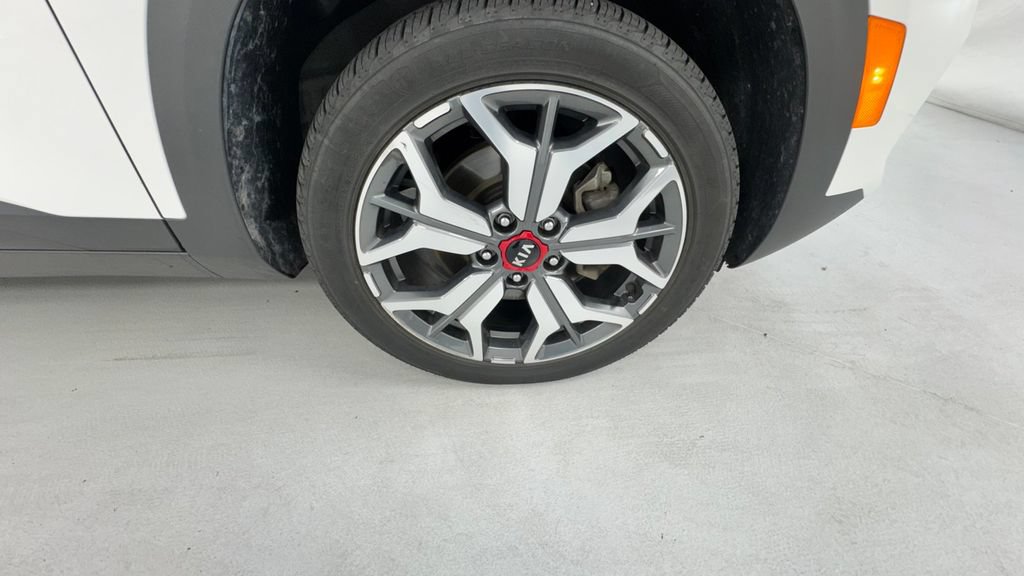 Used 2021 Kia Seltos SX AWD/4WD image 9
