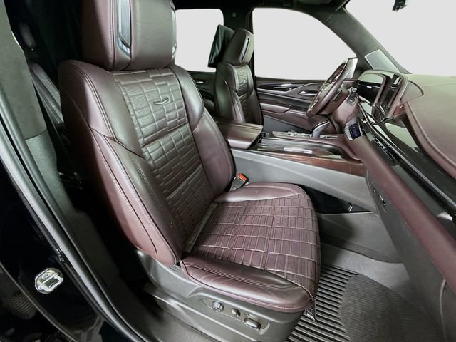 Used 2021 Cadillac Escalade Sport Platinum w/ Heavy-Duty Trailer Package image 35