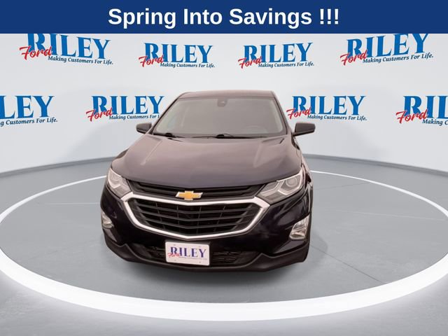 Used 2020 Chevrolet Equinox LT w/ Driver Convenience Package image 3