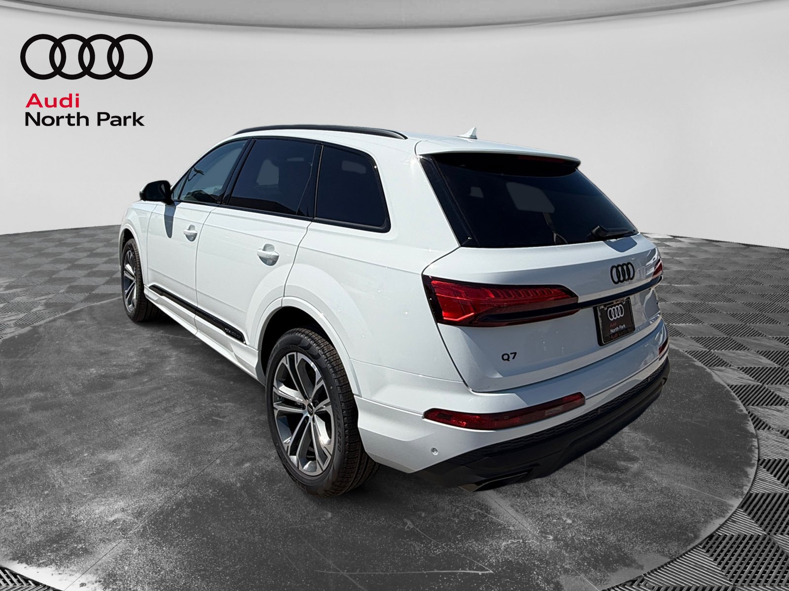 New 2026 Audi Q7 2.0T Premium AWD/4WD image 3