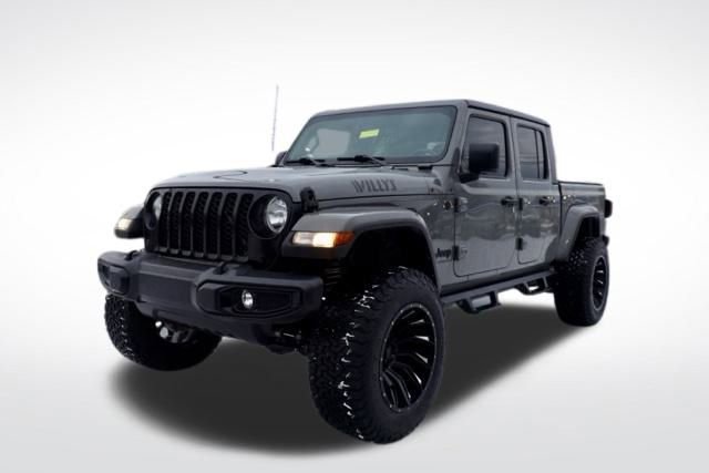 Used 2021 Jeep Gladiator Willys image 6