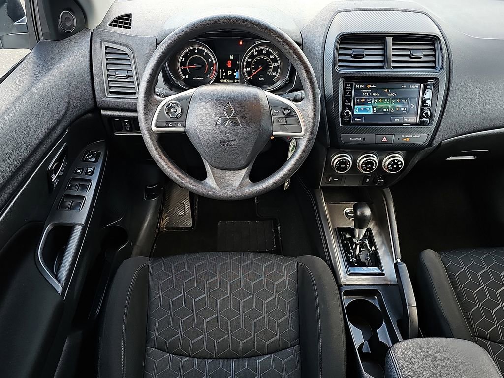 Used 2025 Mitsubishi Outlander Sport ES image 11