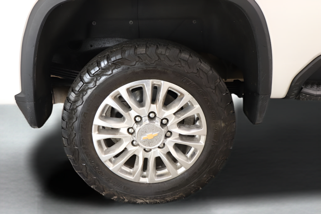 Used 2021 Chevrolet Silverado 2500 High Country w/ Z71 Off-Road Package AWD/4WD image 39