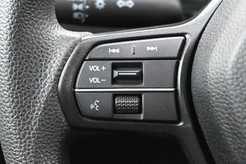 Used 2023 Honda Accord EX image 6