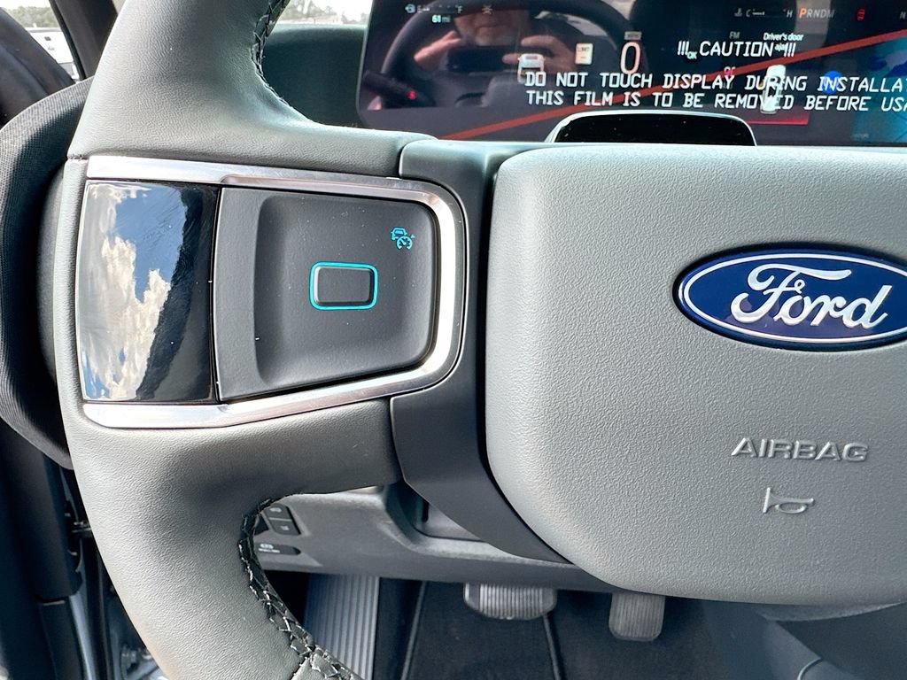 New 2026 Ford Expedition Active RWD image 13