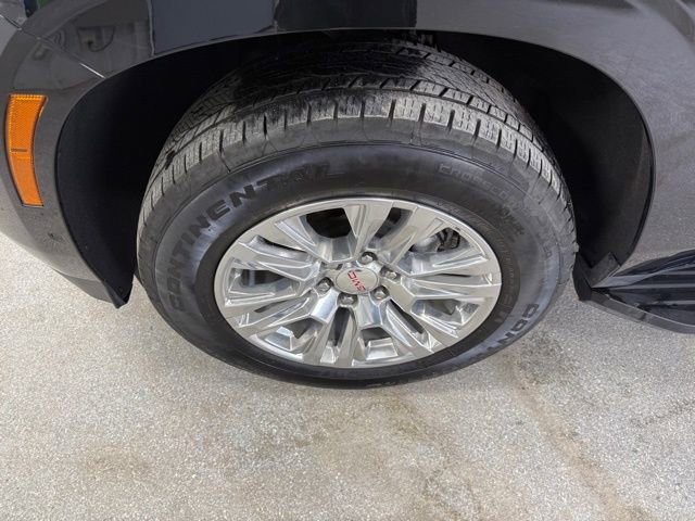 Used 2025 GMC Yukon Denali image 13