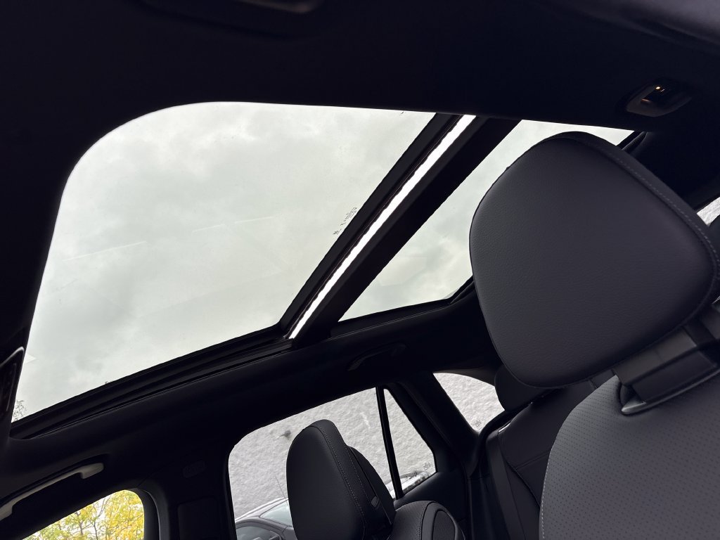 New 2027 Mercedes-Benz GLC 300 4MATIC image 21