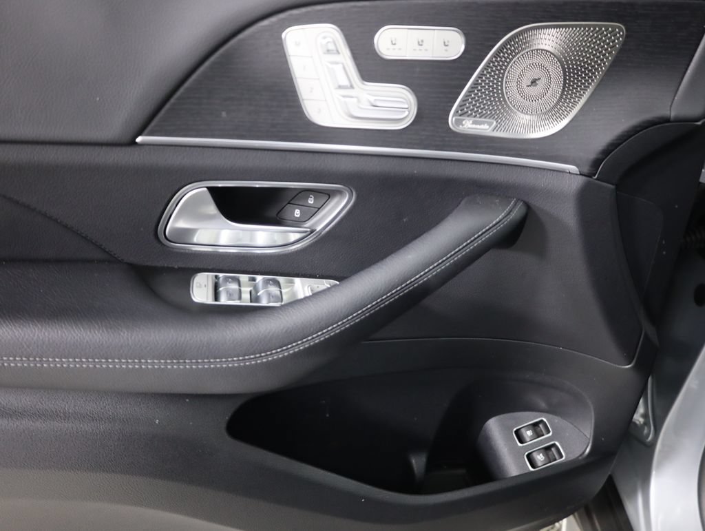 Certified 2025 Mercedes-Benz GLE 450e 4MATIC image 9