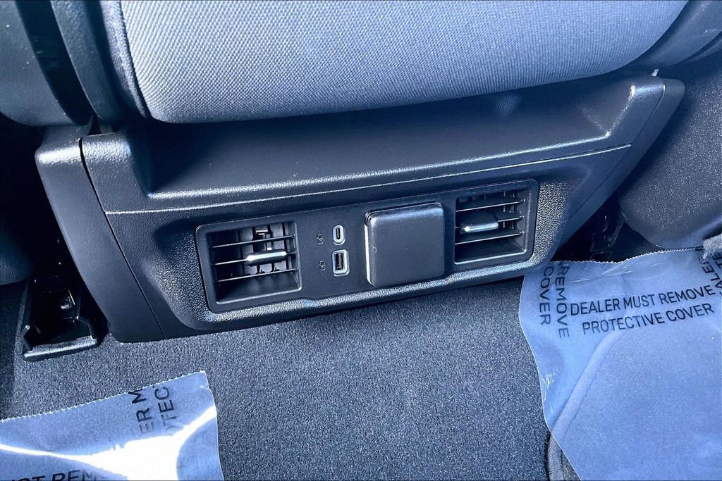 Used 2024 Chevrolet Silverado 3500 LT w/ Convenience Package image 34