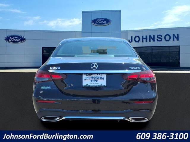 Used 2021 Mercedes-Benz E 350 4MATIC Sedan image 4