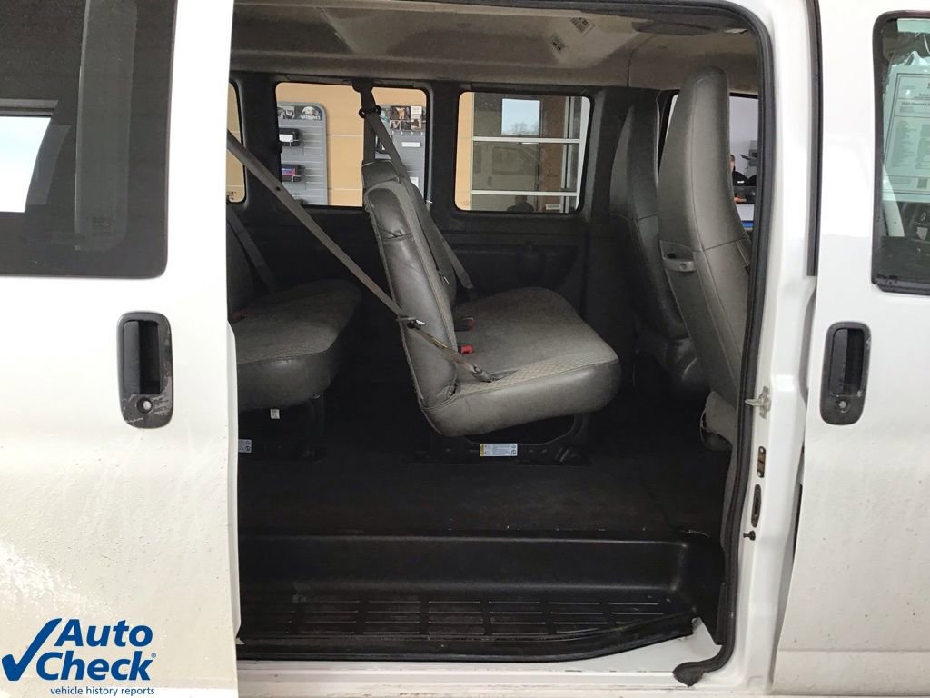 Used 2023 Chevrolet Express 3500 LT w/ LT Preferred Equipment Group image 19