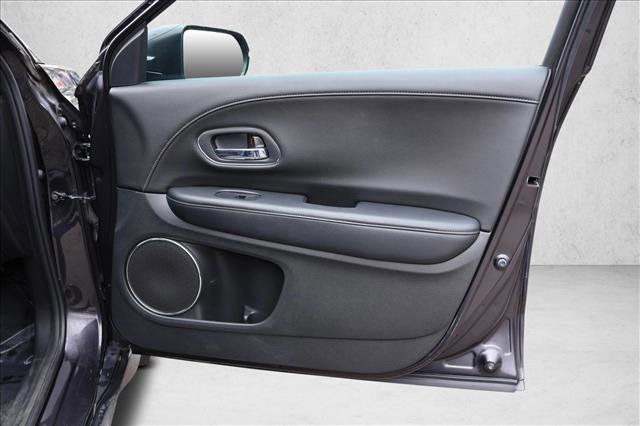 Used 2016 Honda HR-V EX-L image 30