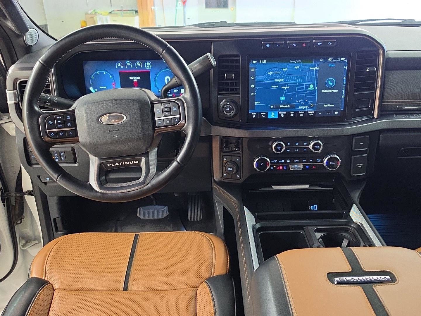 Used 2023 Ford F350 Platinum AWD/4WD image 2