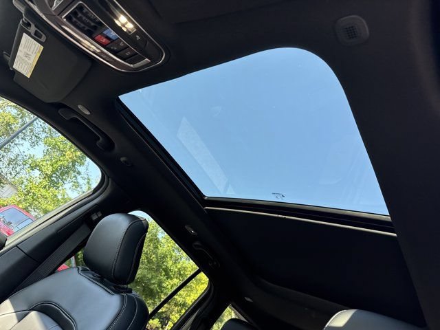 New 2027 Jeep Grand Cherokee Limited AWD/4WD image 31