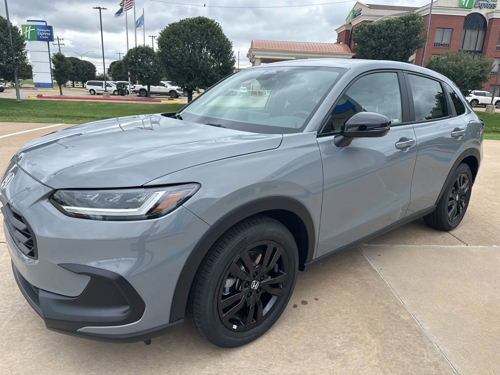 New 2026 Honda HR-V Sport image 4