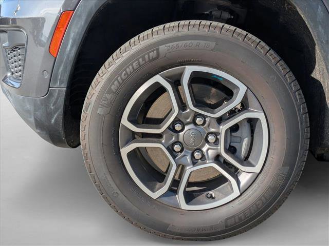 Used 2022 Jeep Grand Cherokee Trailhawk w/ Advanced Protech Group II image 10