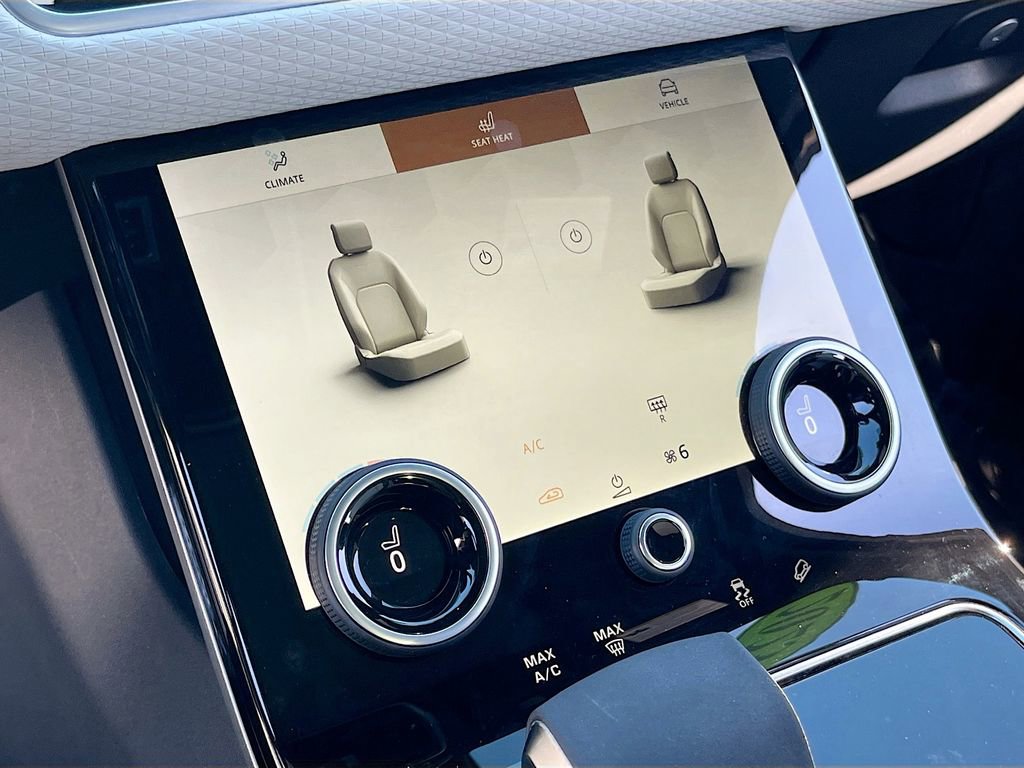 Used 2023 Land Rover Range Rover Velar R-Dynamic S image 21