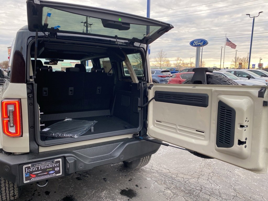 New 2025 Ford Bronco Outer Banks image 19