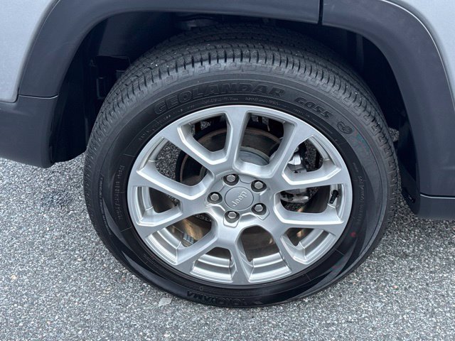 Used 2023 Jeep Compass Latitude AWD/4WD image 22