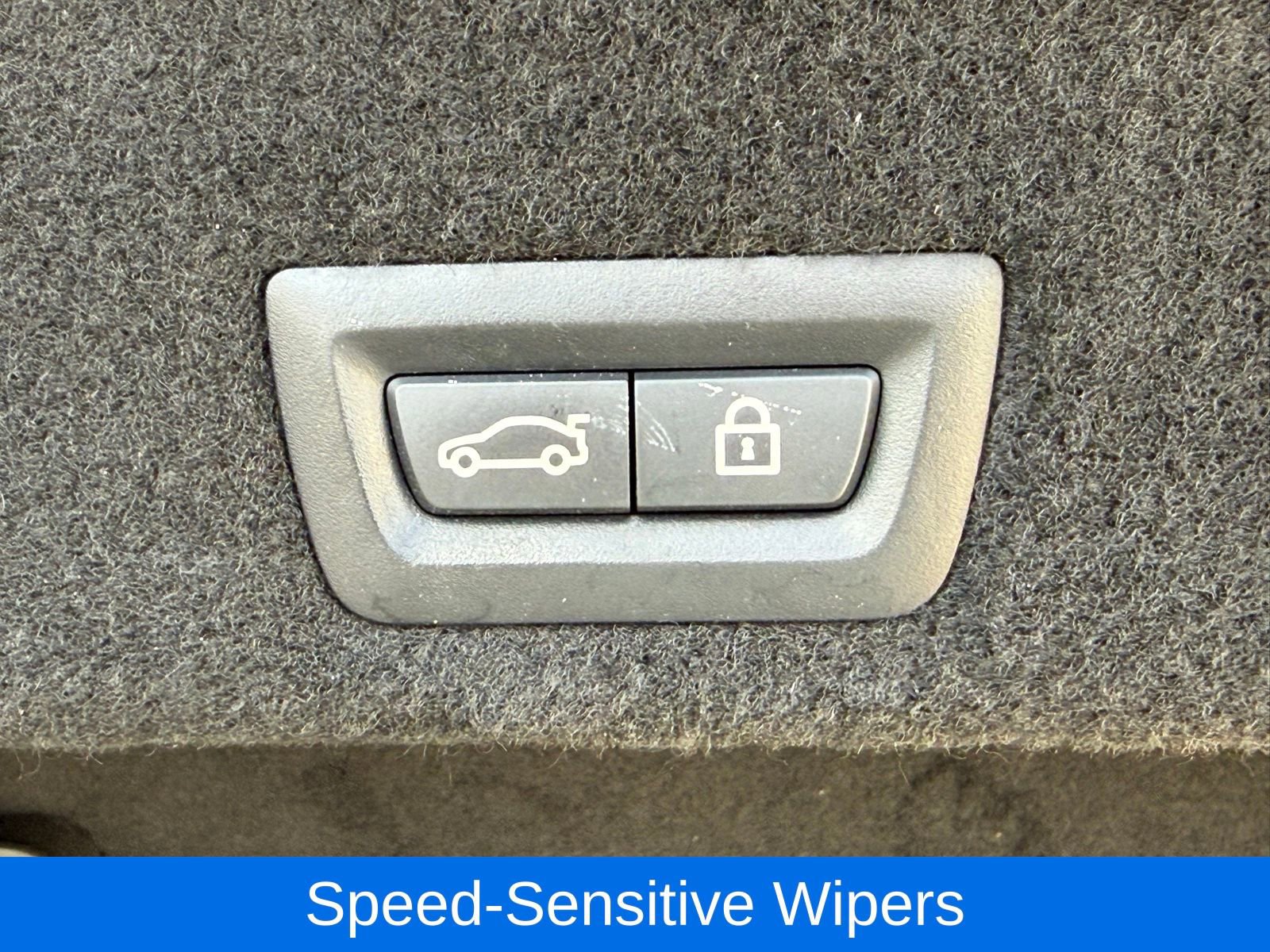 Used 2021 BMW 750i xDrive w/ Executive Package image 48