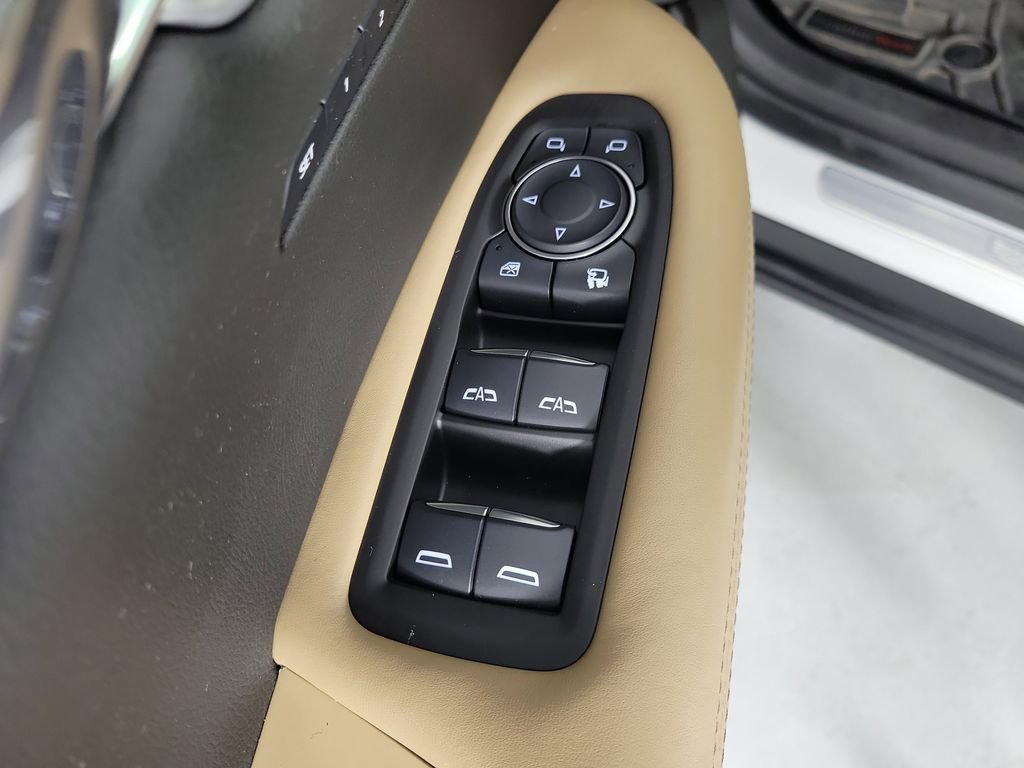 Used 2023 Cadillac XT6 Premium Luxury w/ Platinum Package image 22