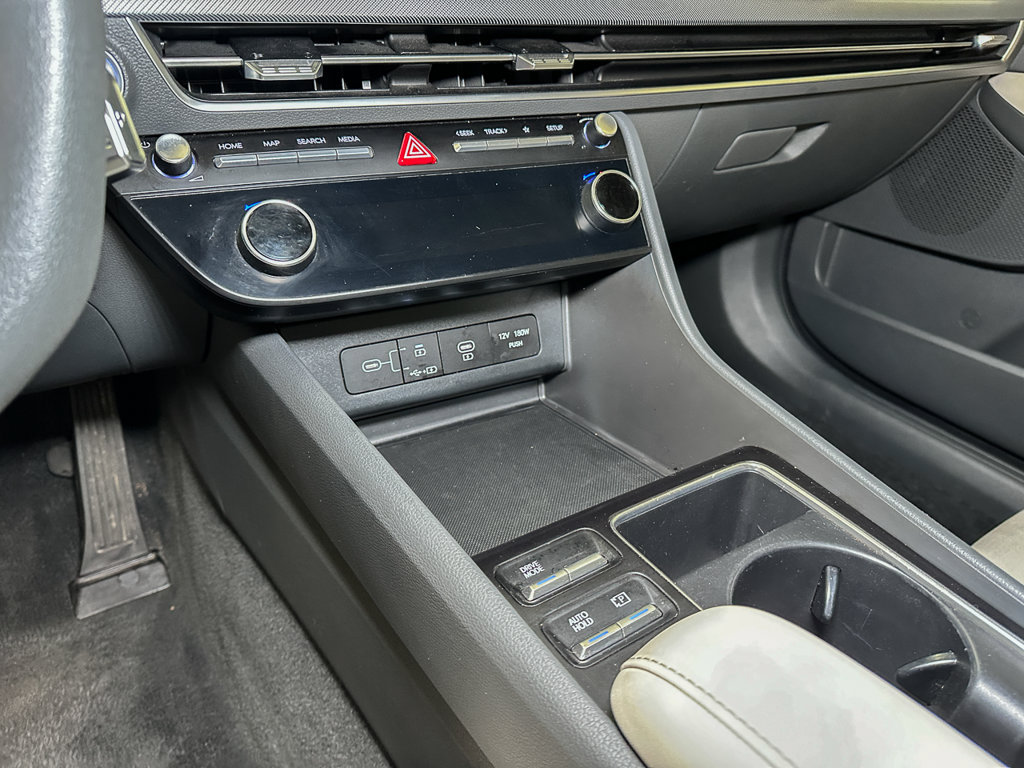 Used 2025 Hyundai Sonata SEL FWD image 35