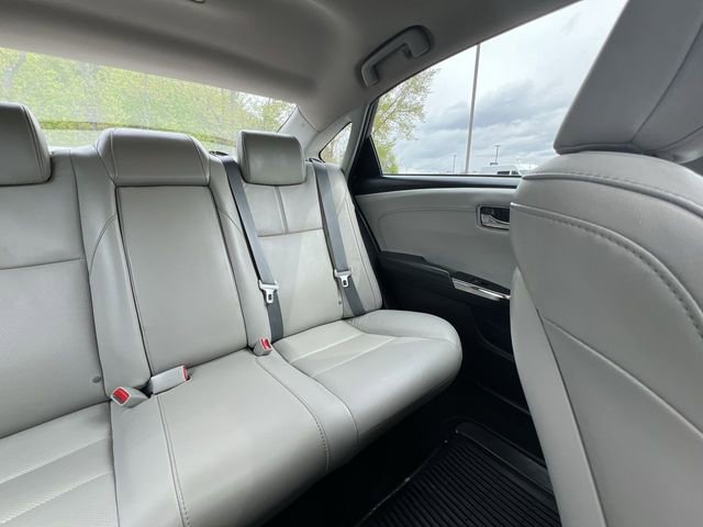 Used 2018 Toyota Avalon Limited w/ All Weather Liner Package FWD image 15