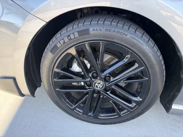 Used 2025 Toyota Camry SE FWD image 32