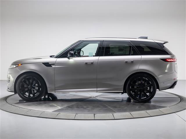 New 2026 Land Rover Range Rover Sport Dynamic SE AWD/4WD image 2