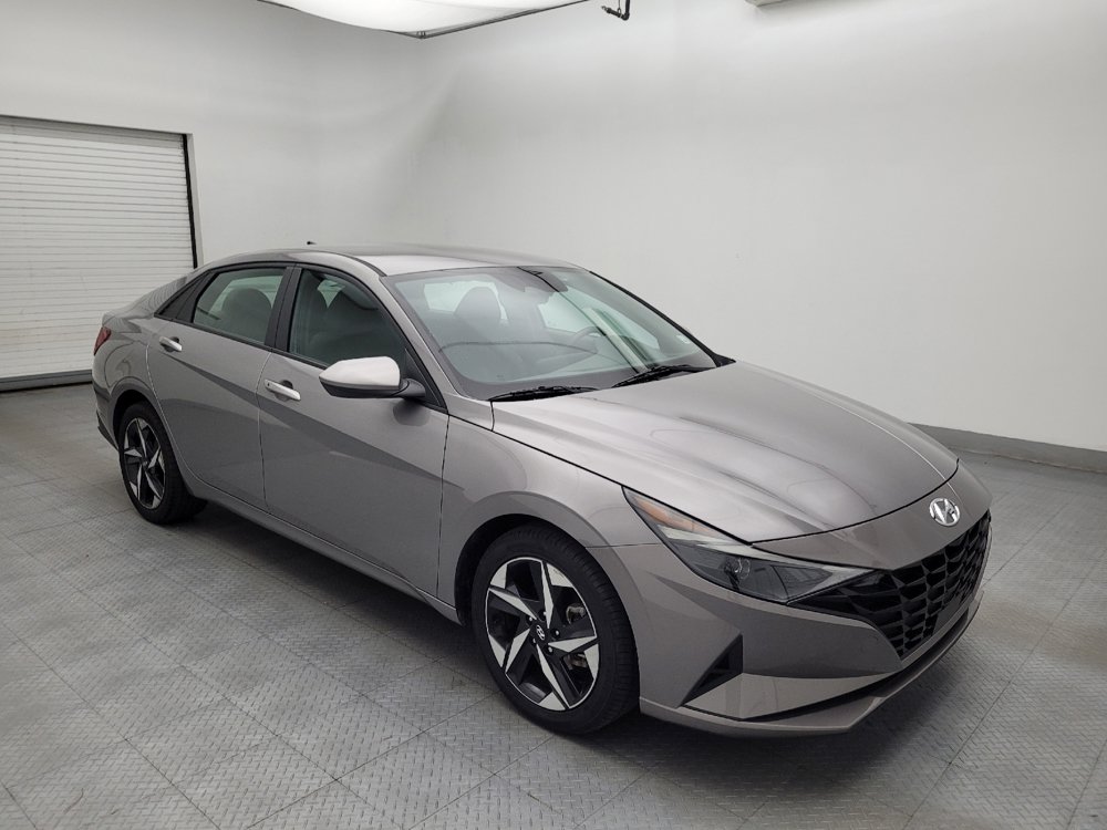 Used 2023 Hyundai Elantra SEL w/ Convenience Package FWD image 11