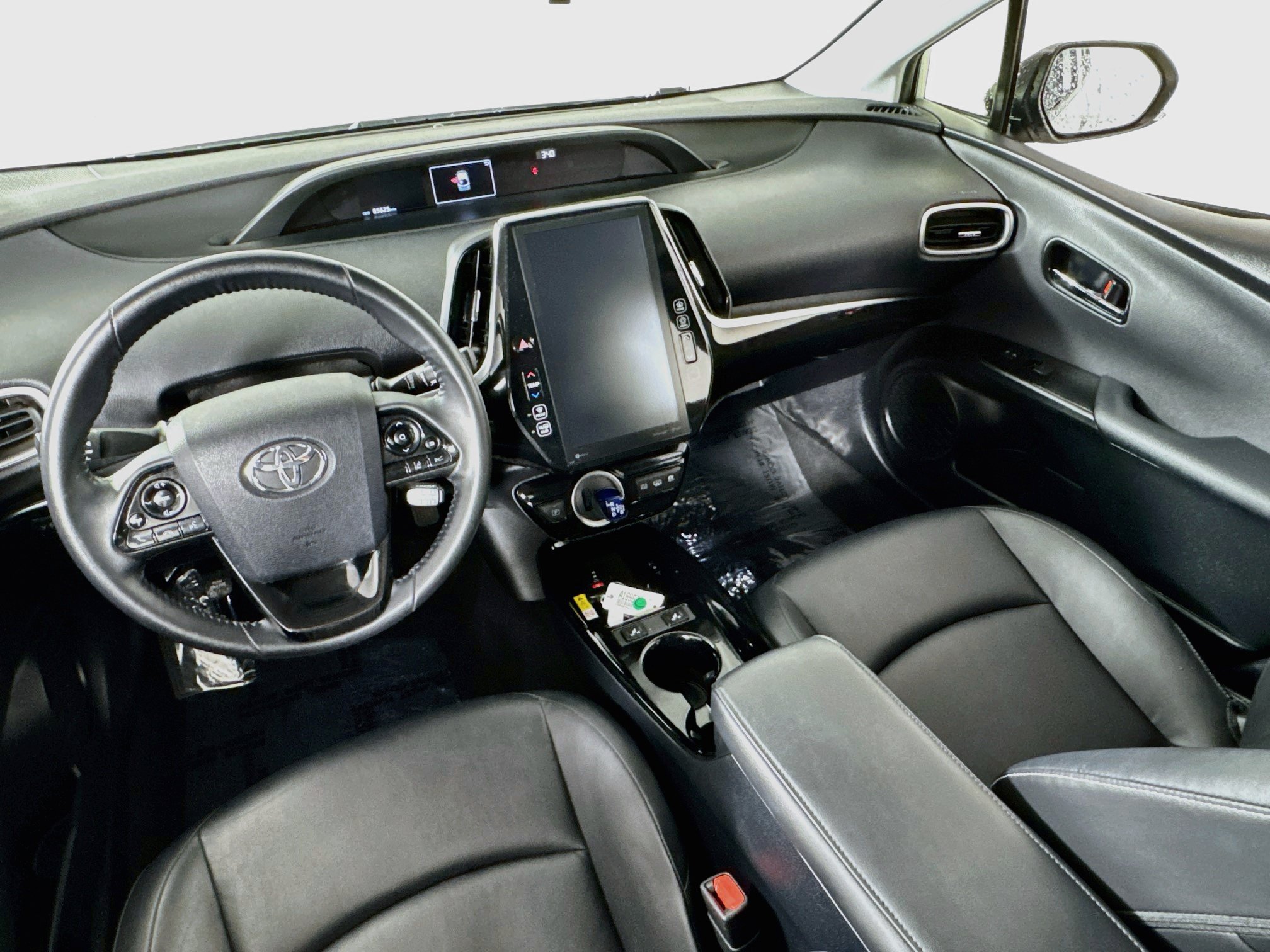 Certified 2022 Toyota Prius Prime XLE FWD image 18