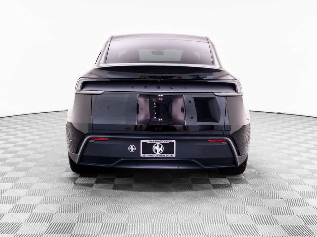 Used 2026 Tesla Model Y Long Range AWD/4WD image 4