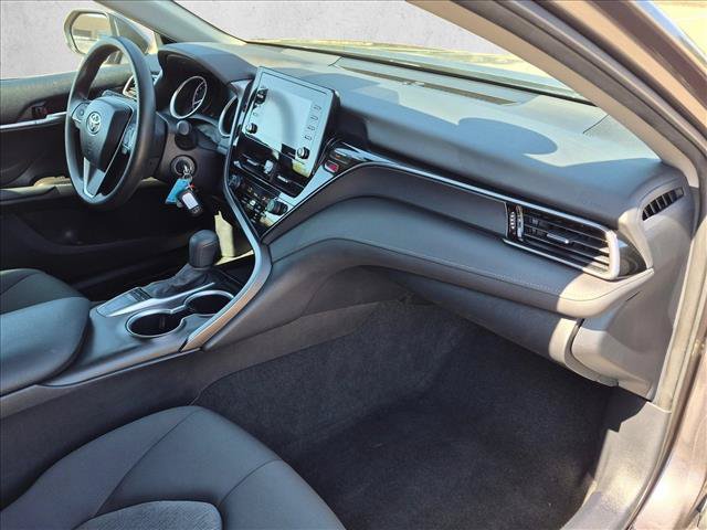 Used 2023 Toyota Camry LE FWD image 20