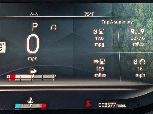 Certified 2025 Land Rover Range Rover SE image 11