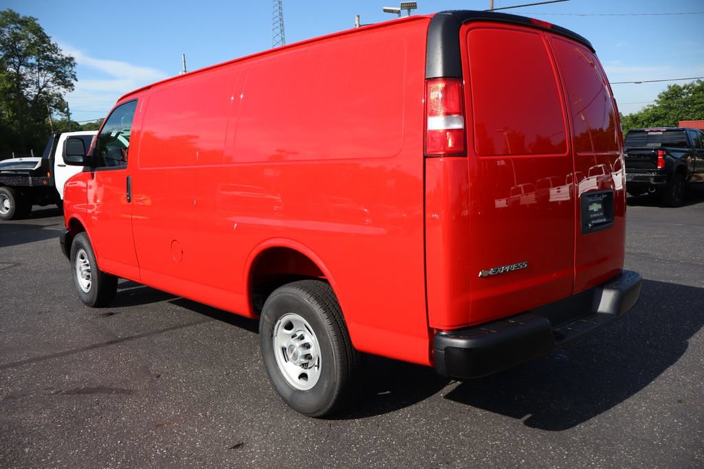New 2026 Chevrolet Express 2500 w/ Driver Convenience Package RWD image 3