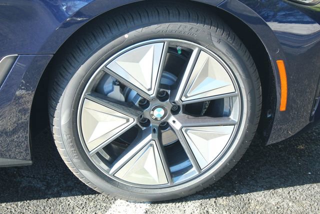 New 2026 BMW i4 xDrive40i w/ Premium Package image 12